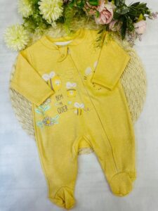 Macacão Longo Estampado Abelhinha Ziper