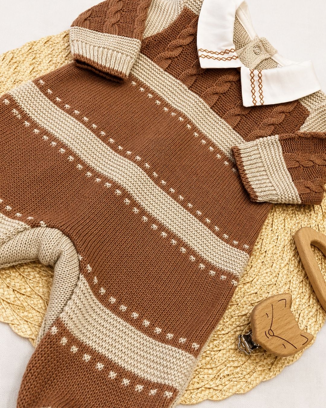 Macacão Areia E Terracota Em Tricot Para Bebê