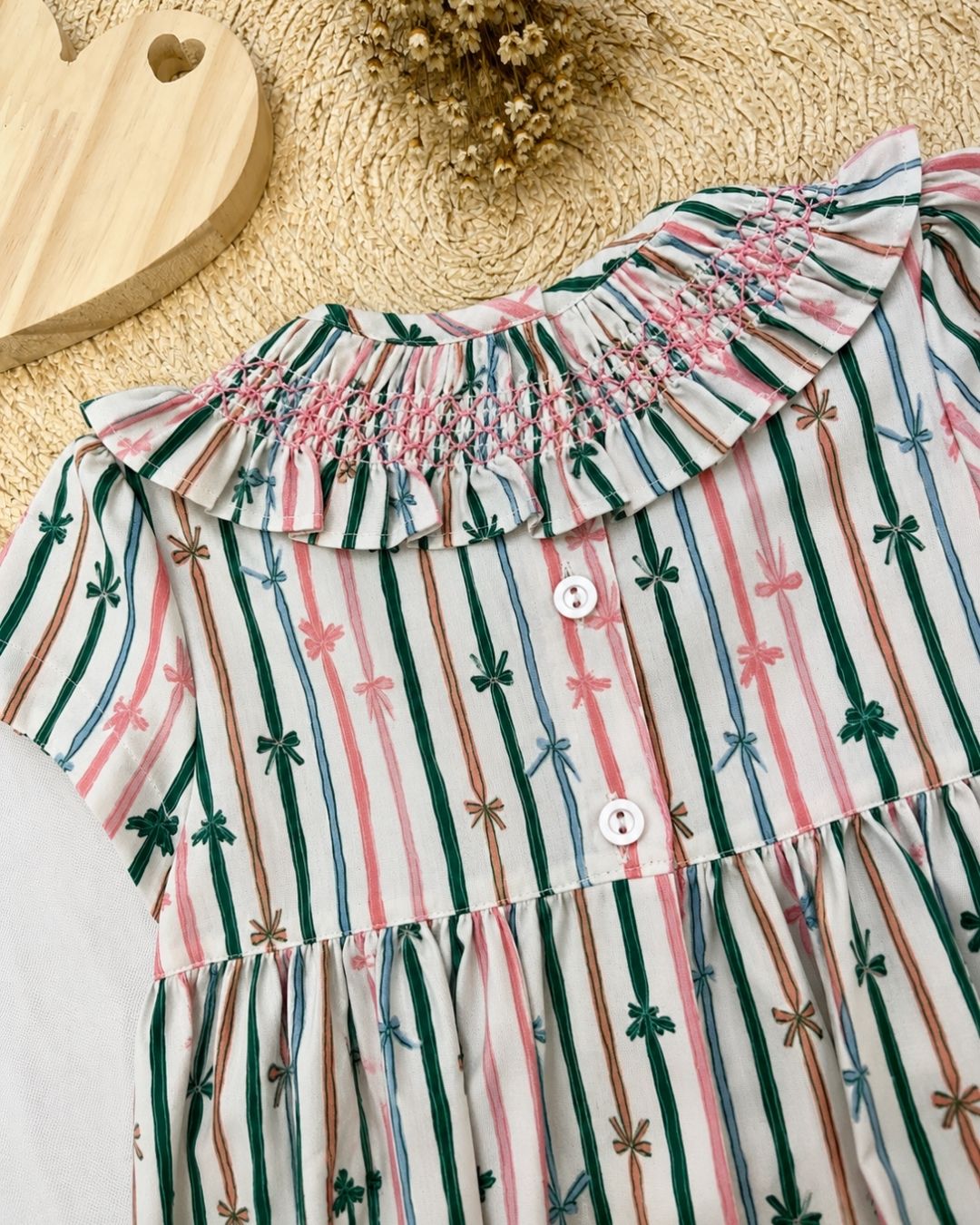 Romper Bebê Listras E Laços Delicados