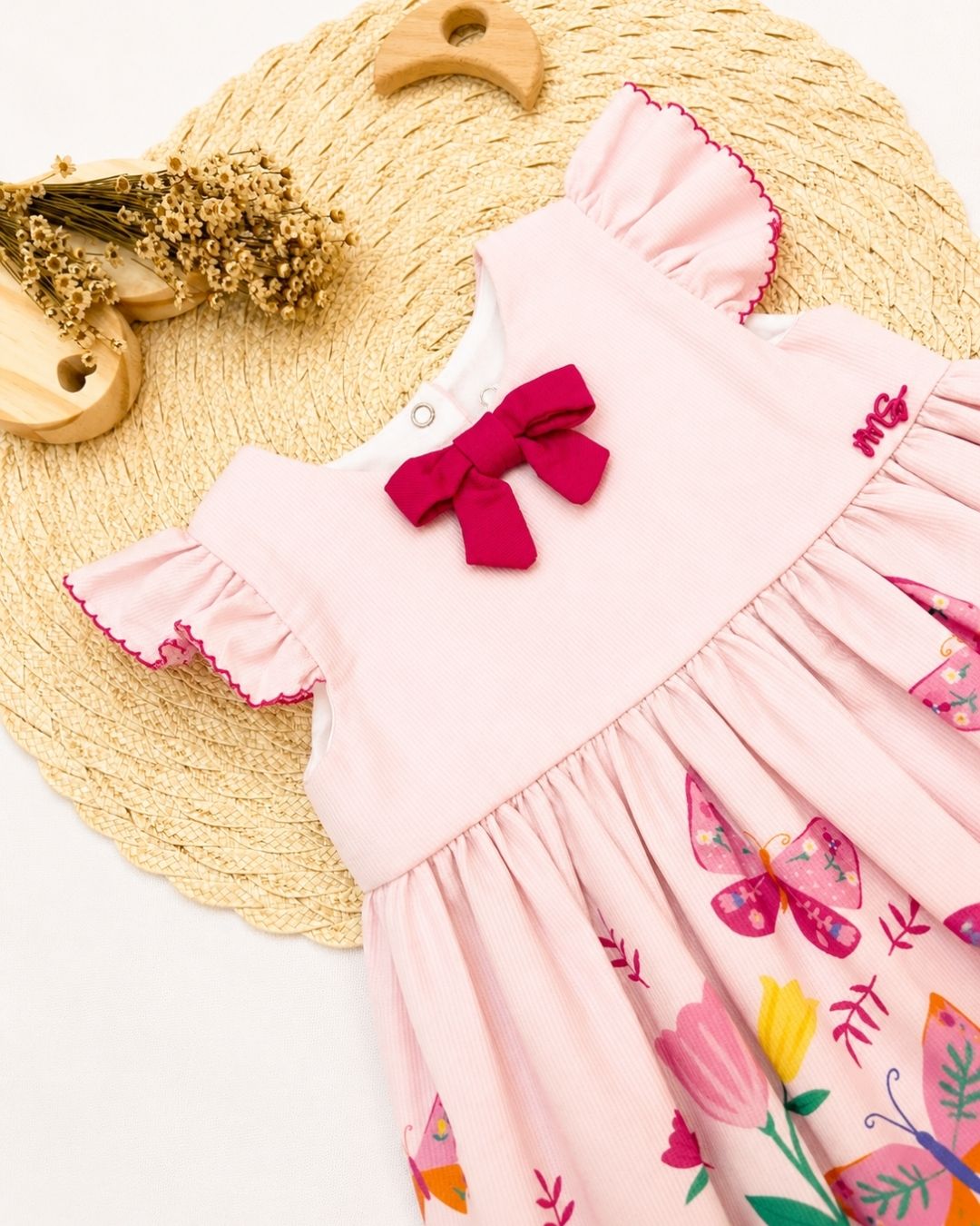 Vestido Bebê Com Borboletas E Flores
