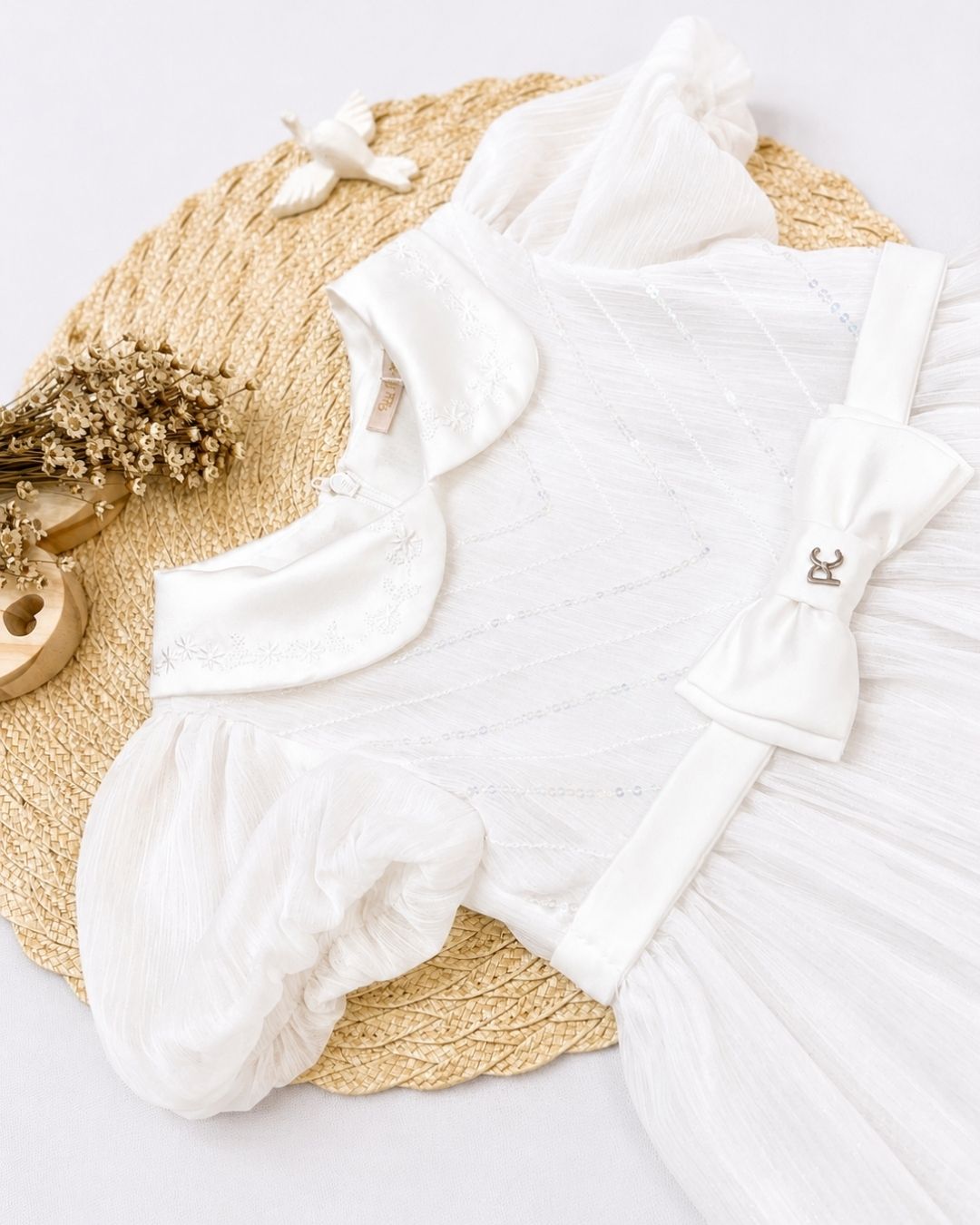Vestido Bebê Branco Com Laço E Tule