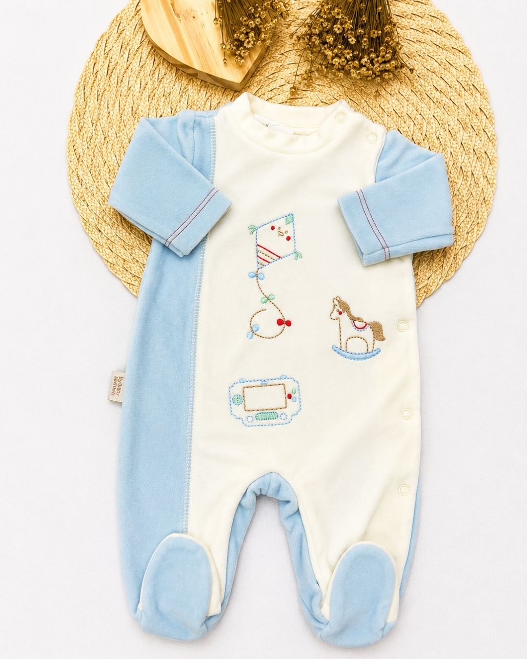 Macacão Longo Bebê Bordados Brinquedos