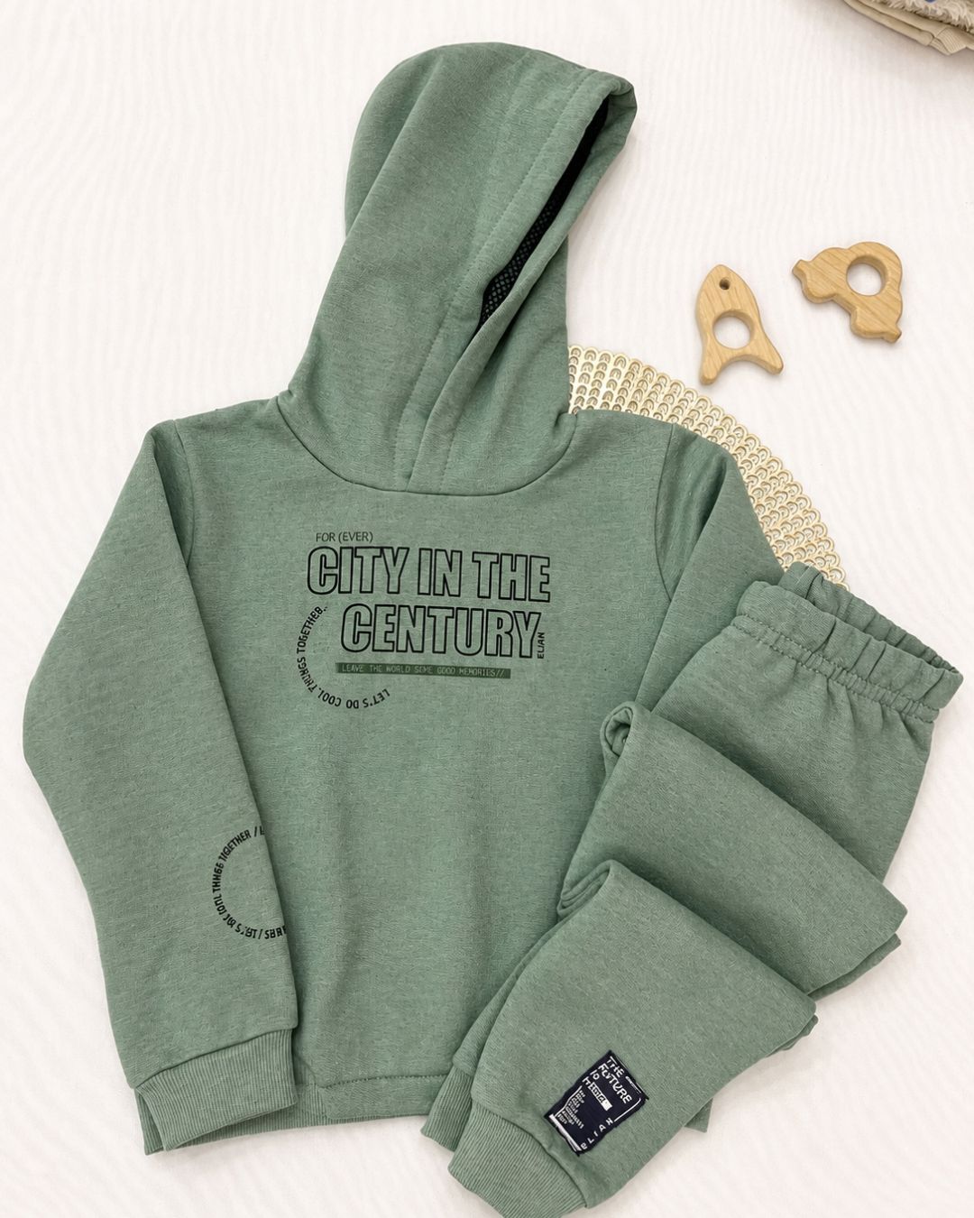 Conjunto Infantil Com Capuz City In The Cent