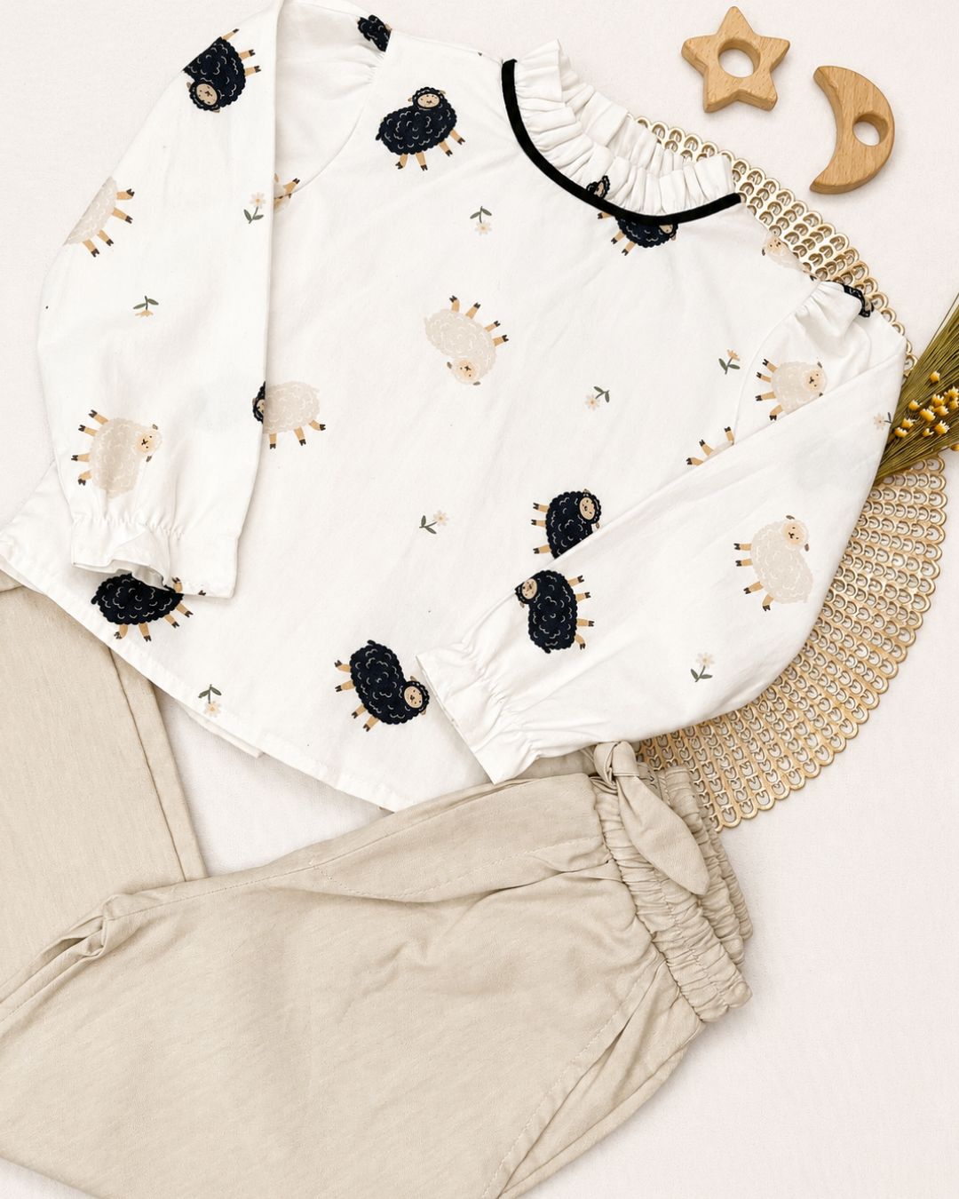 Conjunto Infantil Ovelhinhas Com Babado