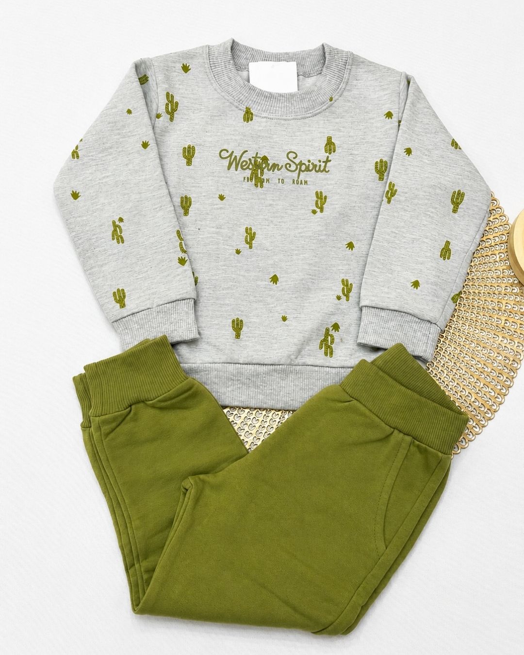 Conjunto Infantil Cactos Com Calça Jogger