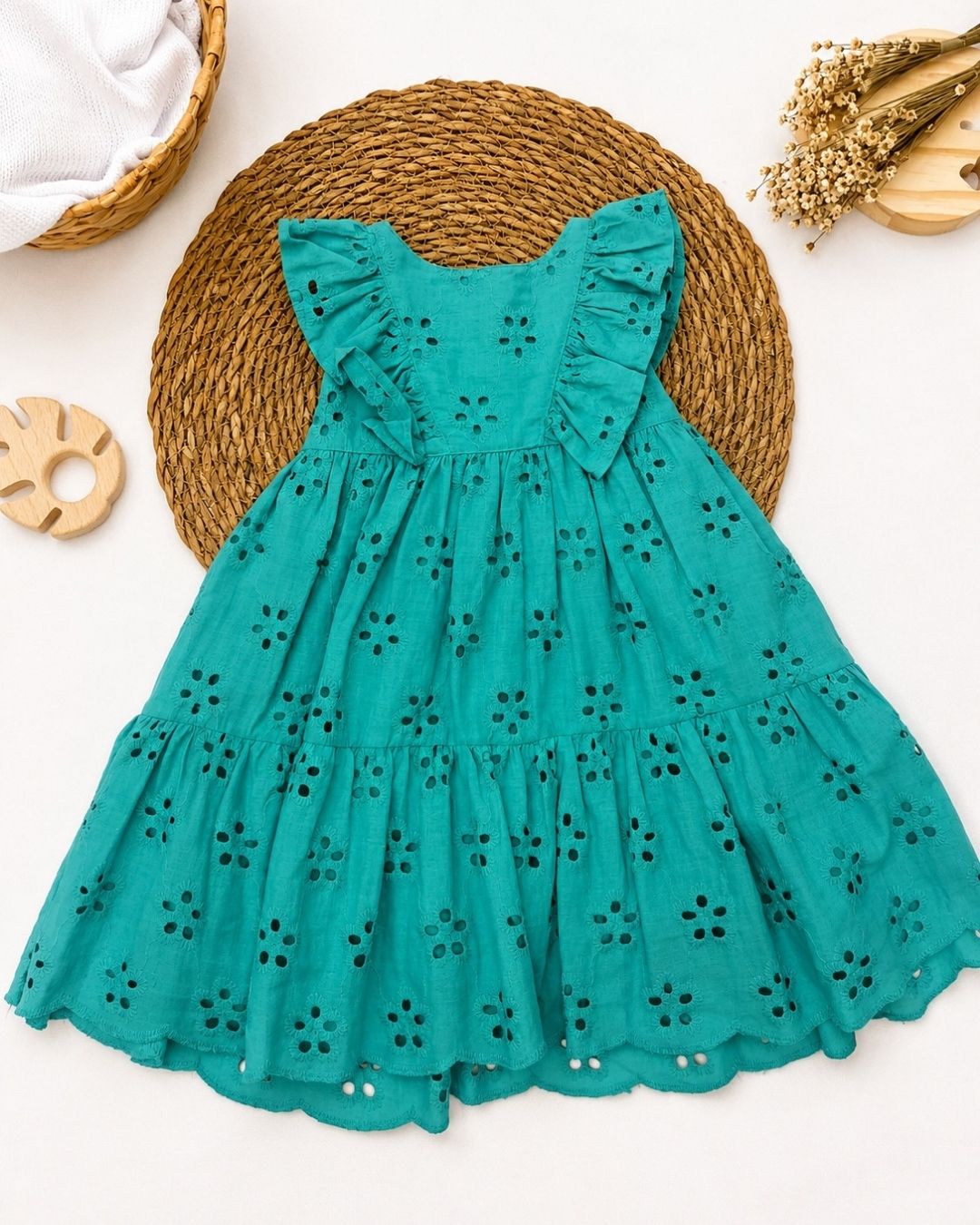 Vestido Infantil Laise Com Babado Nos Ombros