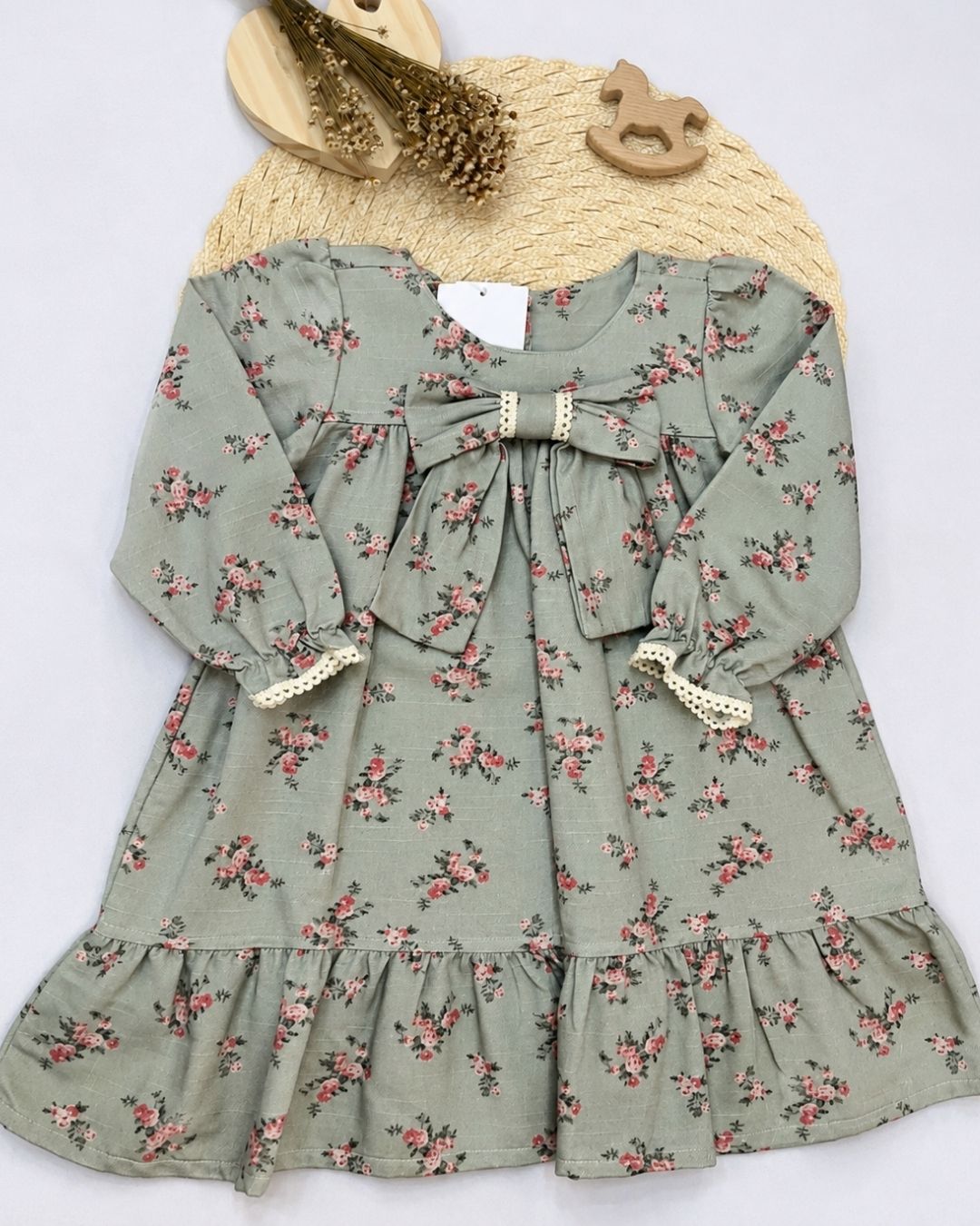 Vestido Infantil Floral Com Laço E Renda