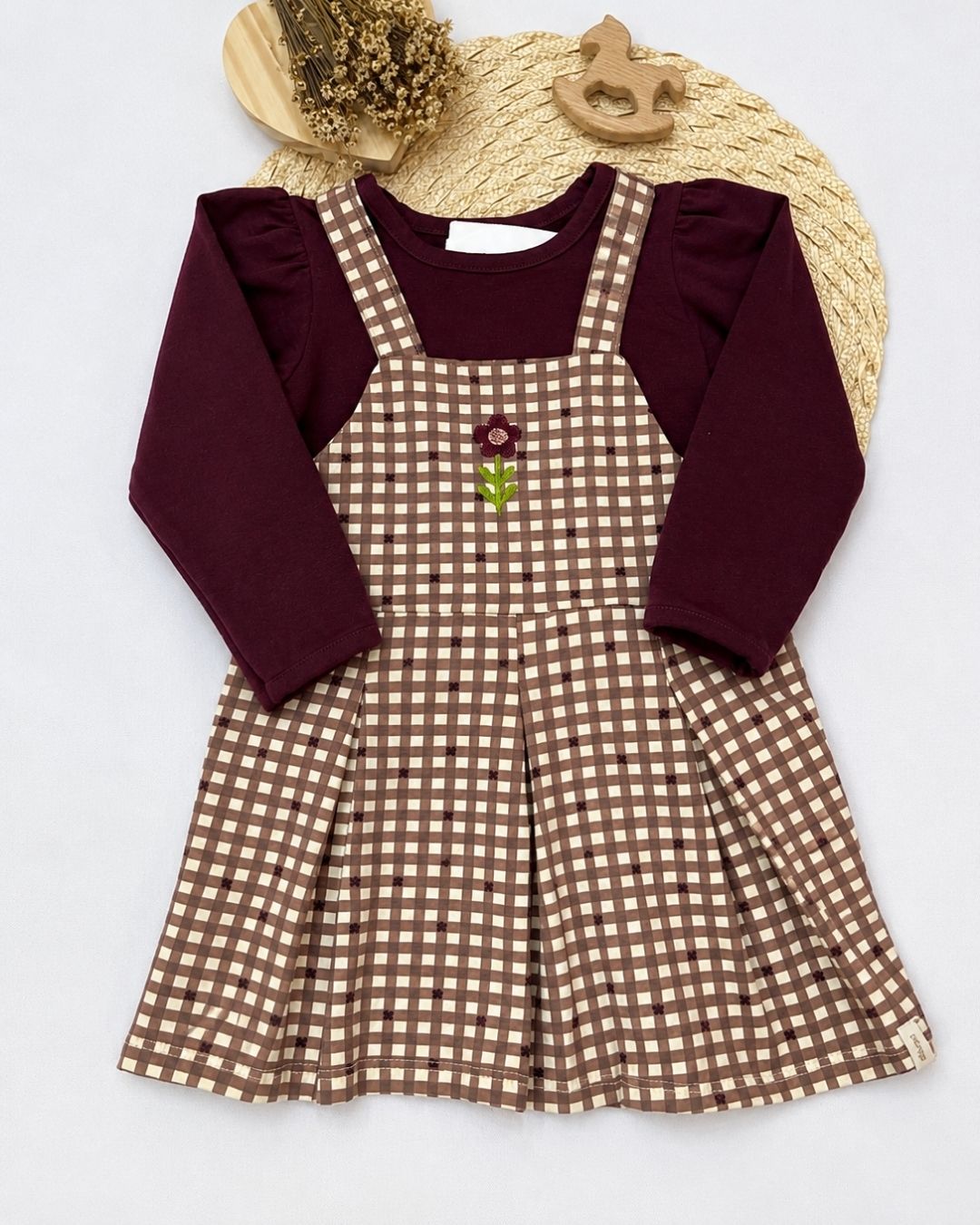 Conjunto Infantil Jardineira Xadrez Com Blusa