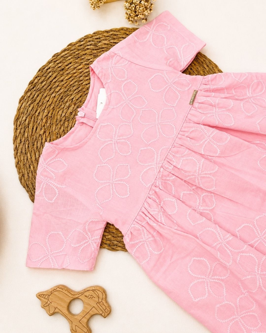 Vestido Infantil Floral Com Manga Curta
