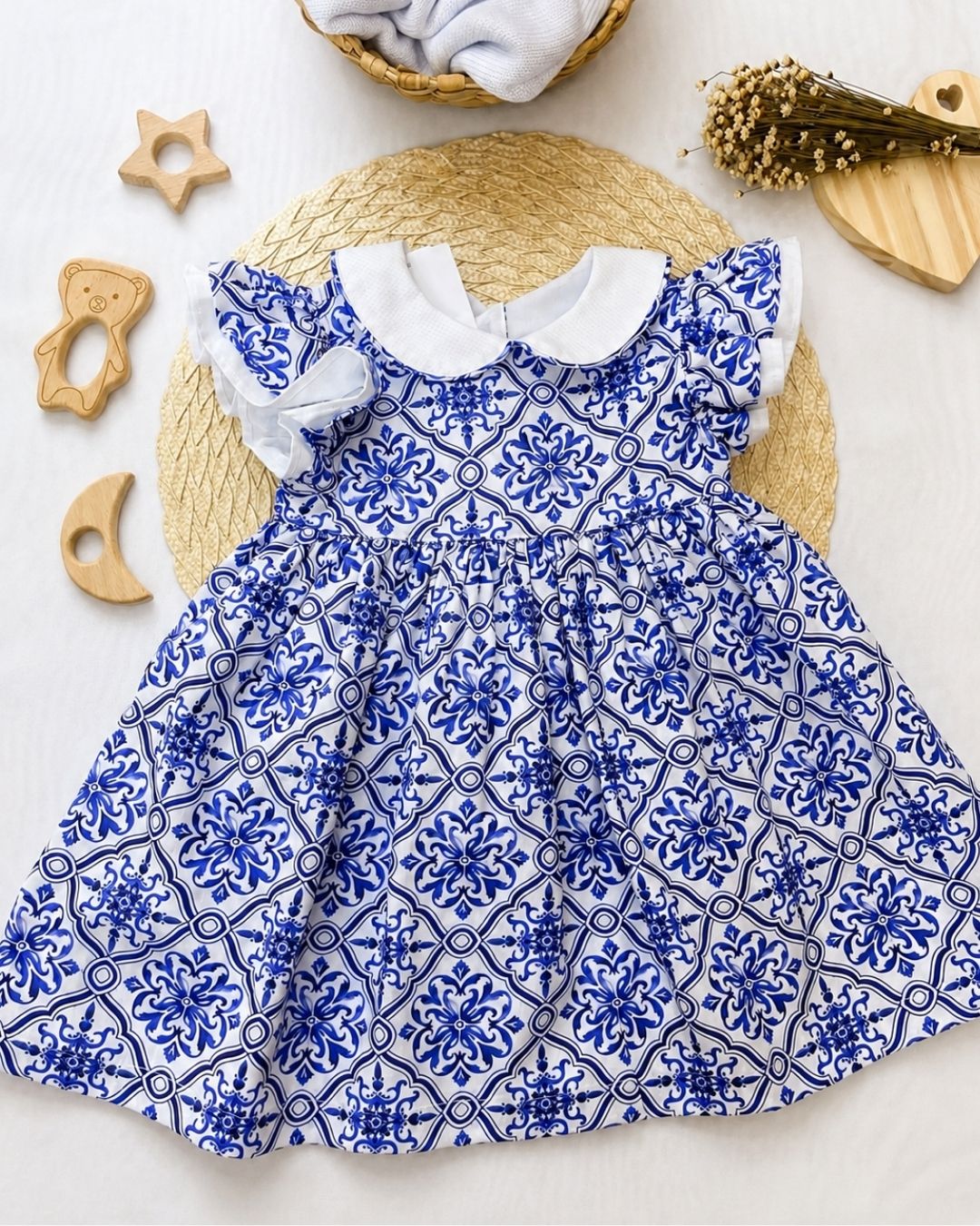Vestido Infantil Azul E Branco Azulejo