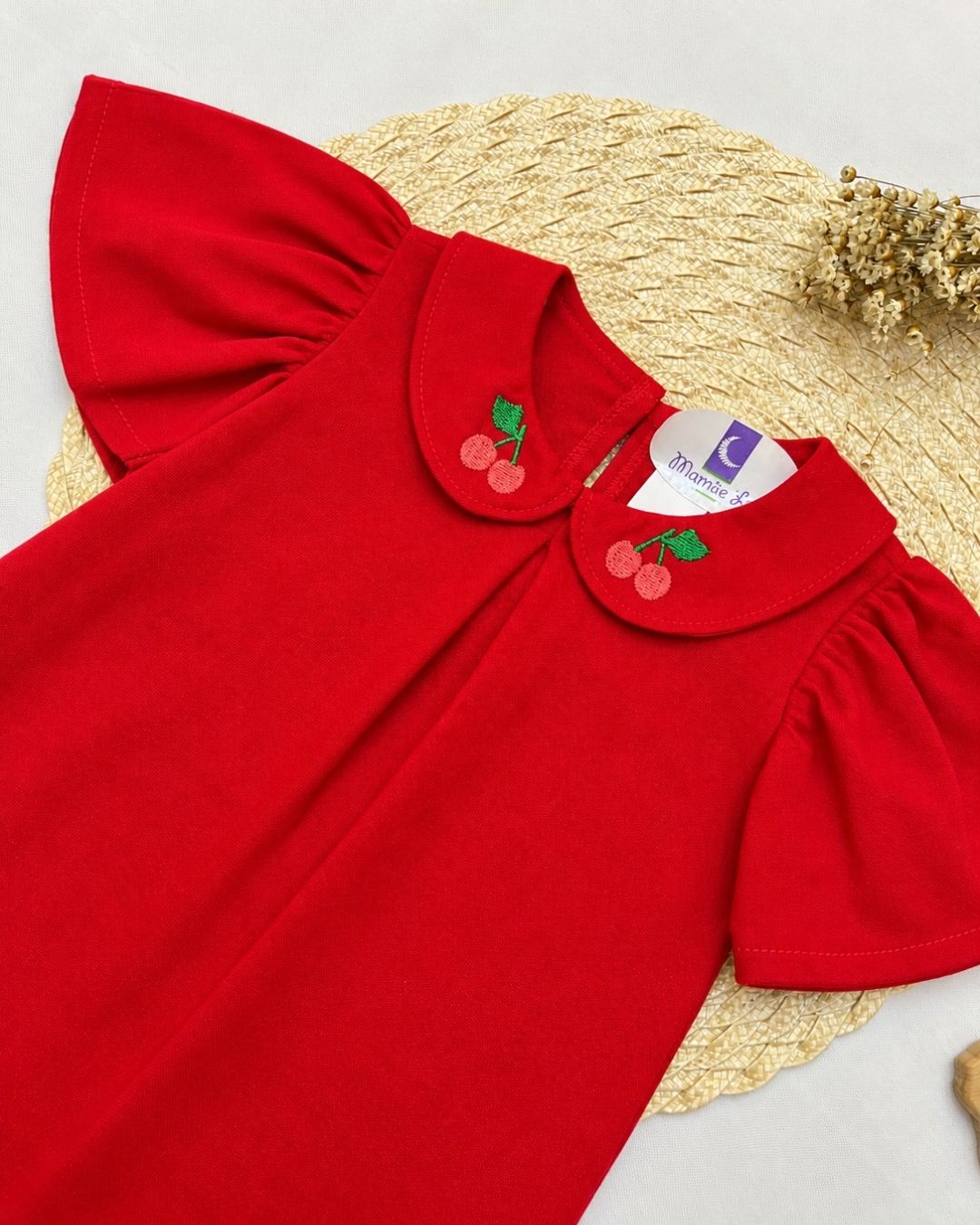 Vestido Bebê Com Gola Bordada De Cerejas